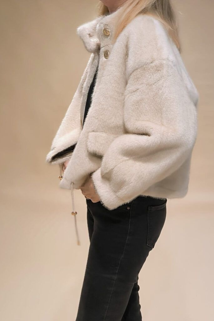 Chaqueta beige de pelo Anna Mora