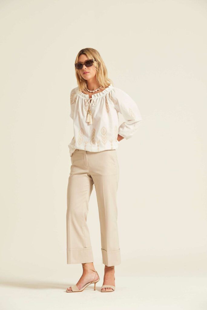 Blusa Nita Voile Bordado Oky
