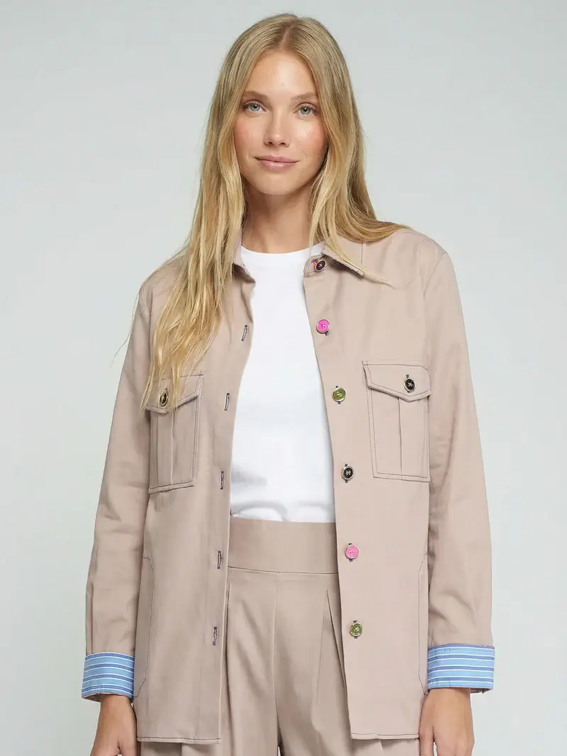 Chaqueta beige botones colores Vilagallo