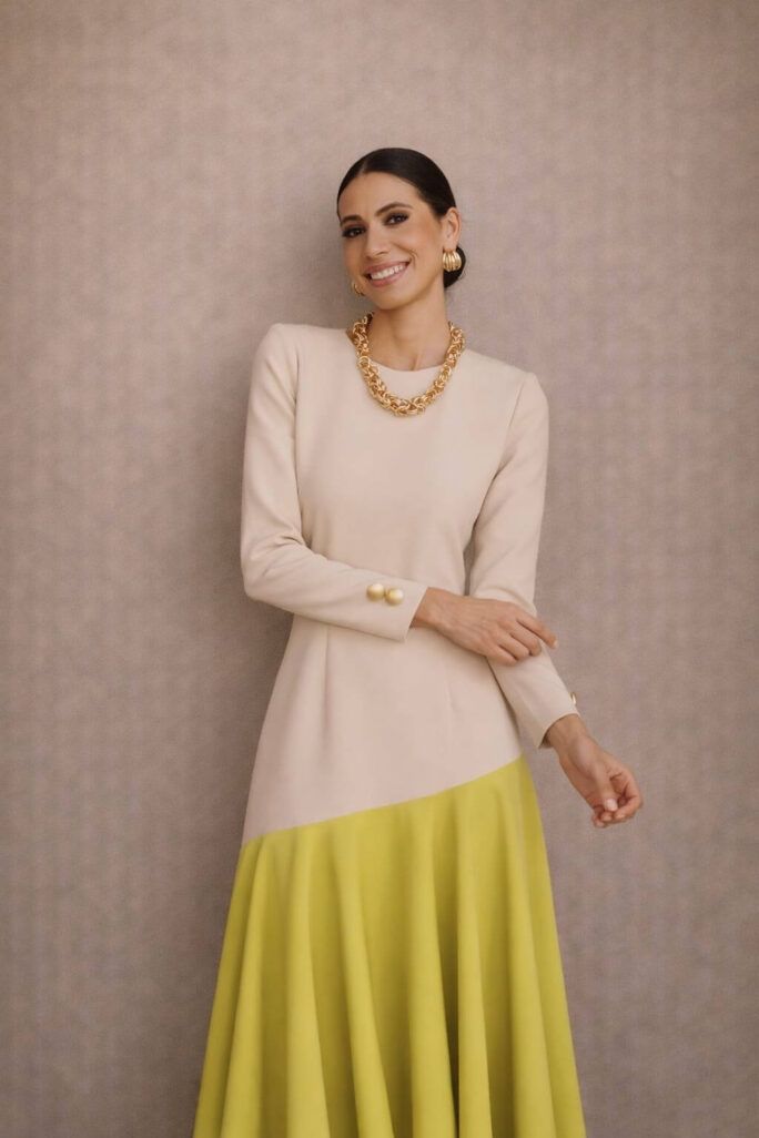 Vestido Esmeralda camel y wasabi Cayetana by Condes