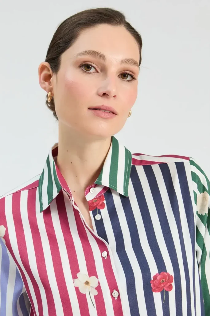 Camisa de rayas multicolor flores Vilagallo