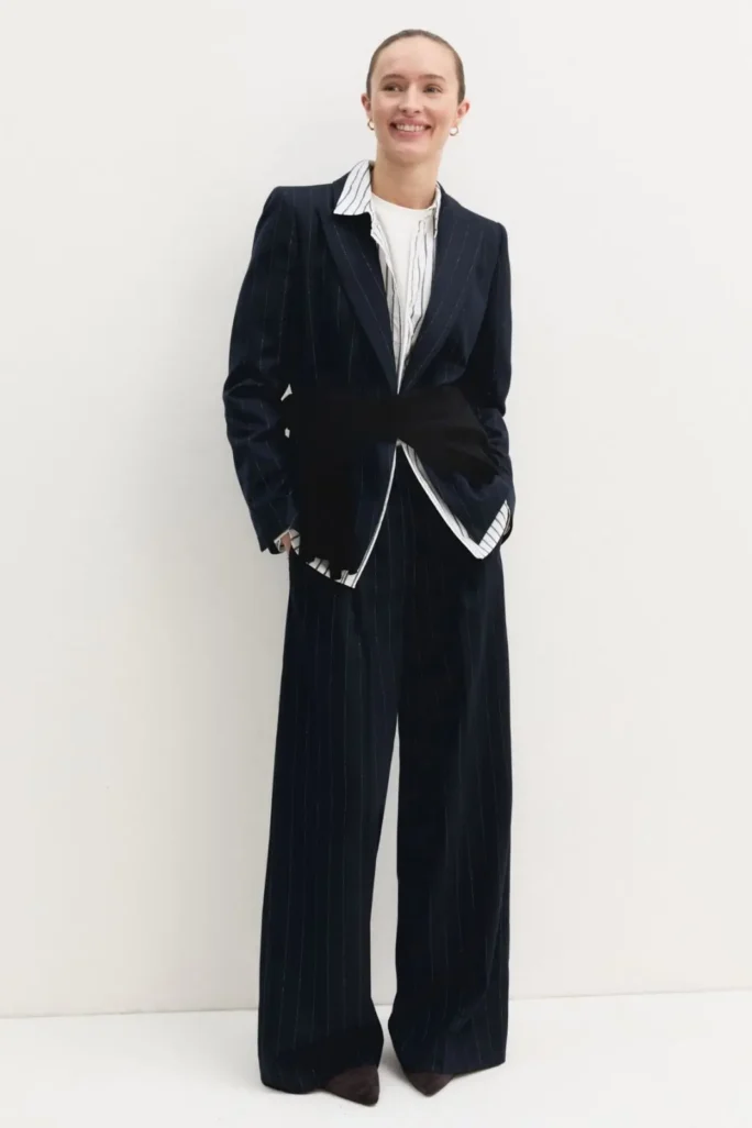 Traje de raya diplomática de lamé EMME